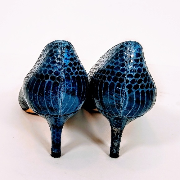 Gorgeous blue leather Kate Spade mini heels! - Picture 5 of 8